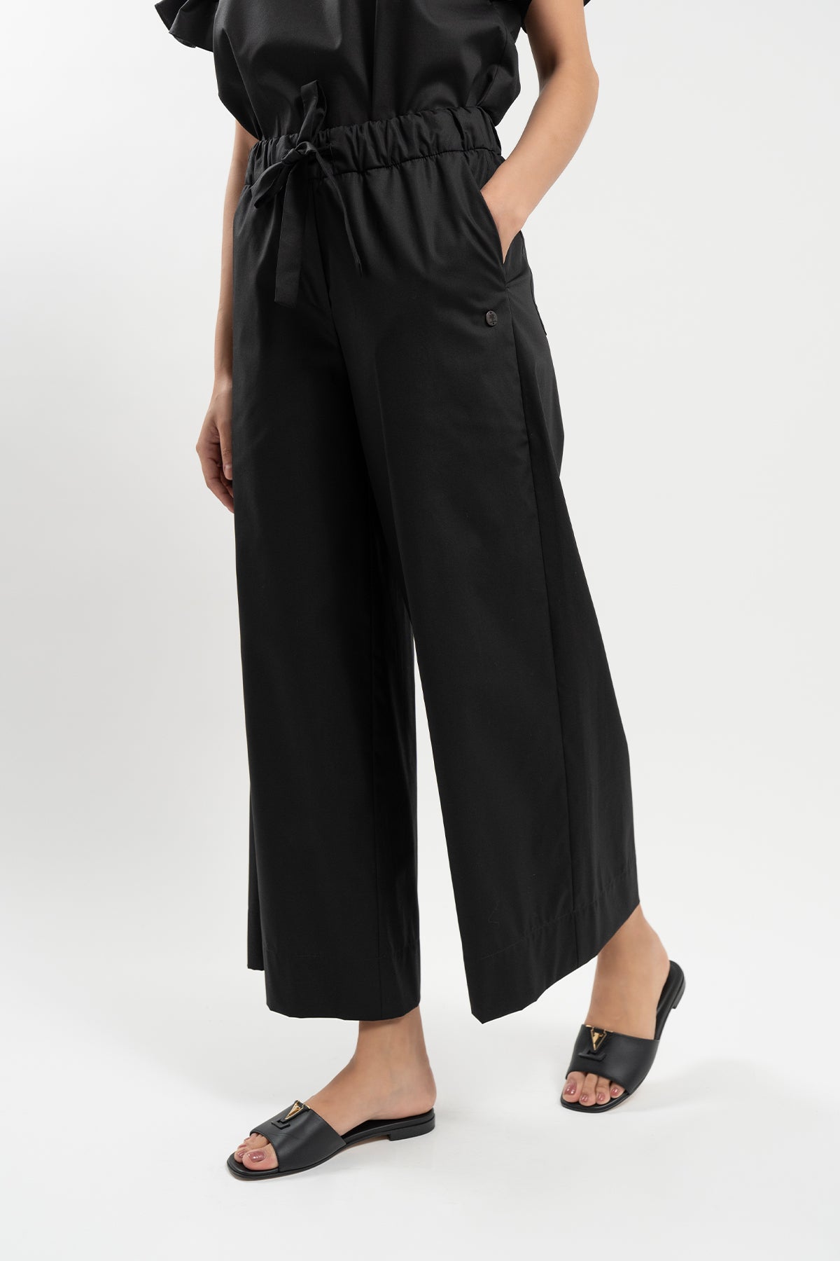 Color 01 - 4 - FEMI_01_04.jpg