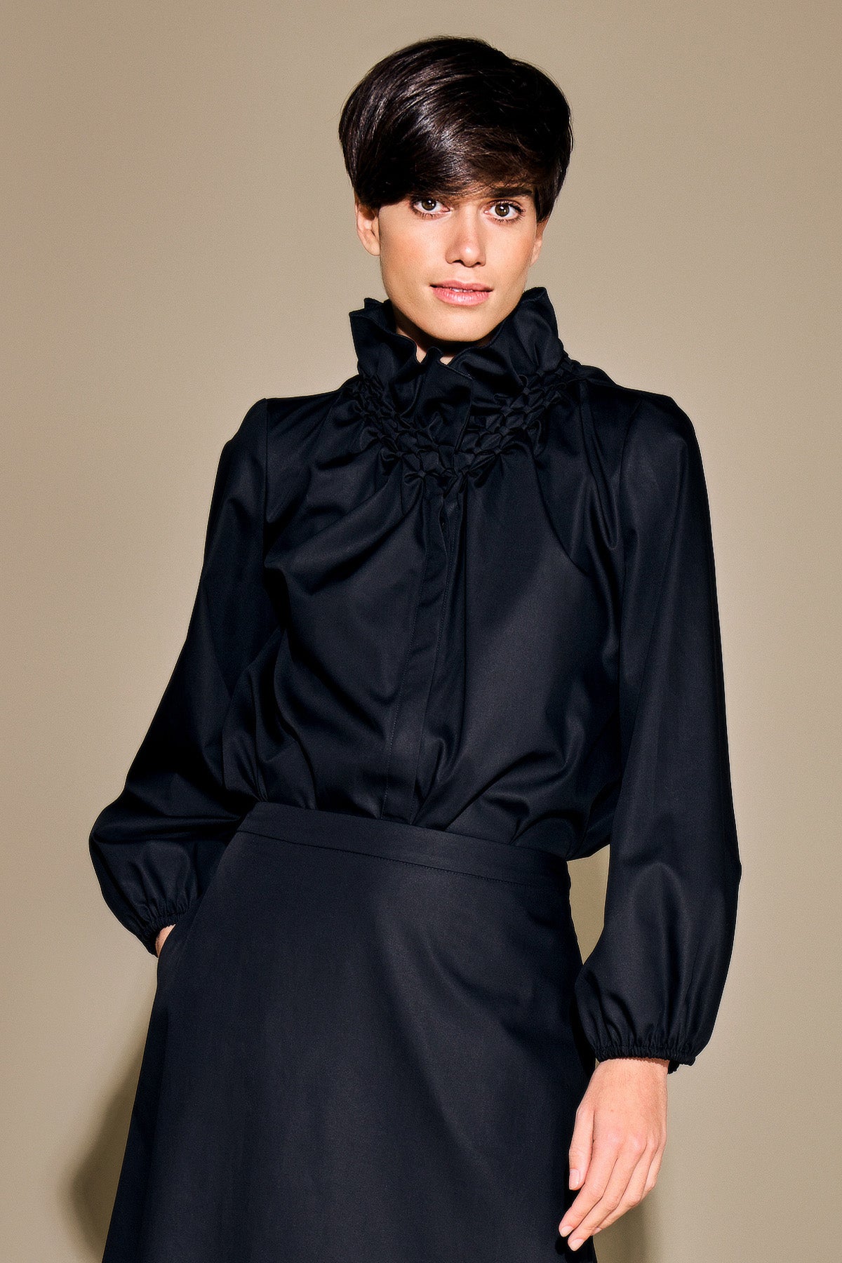 Color 01 - 2 - KAJA_01_01.jpg