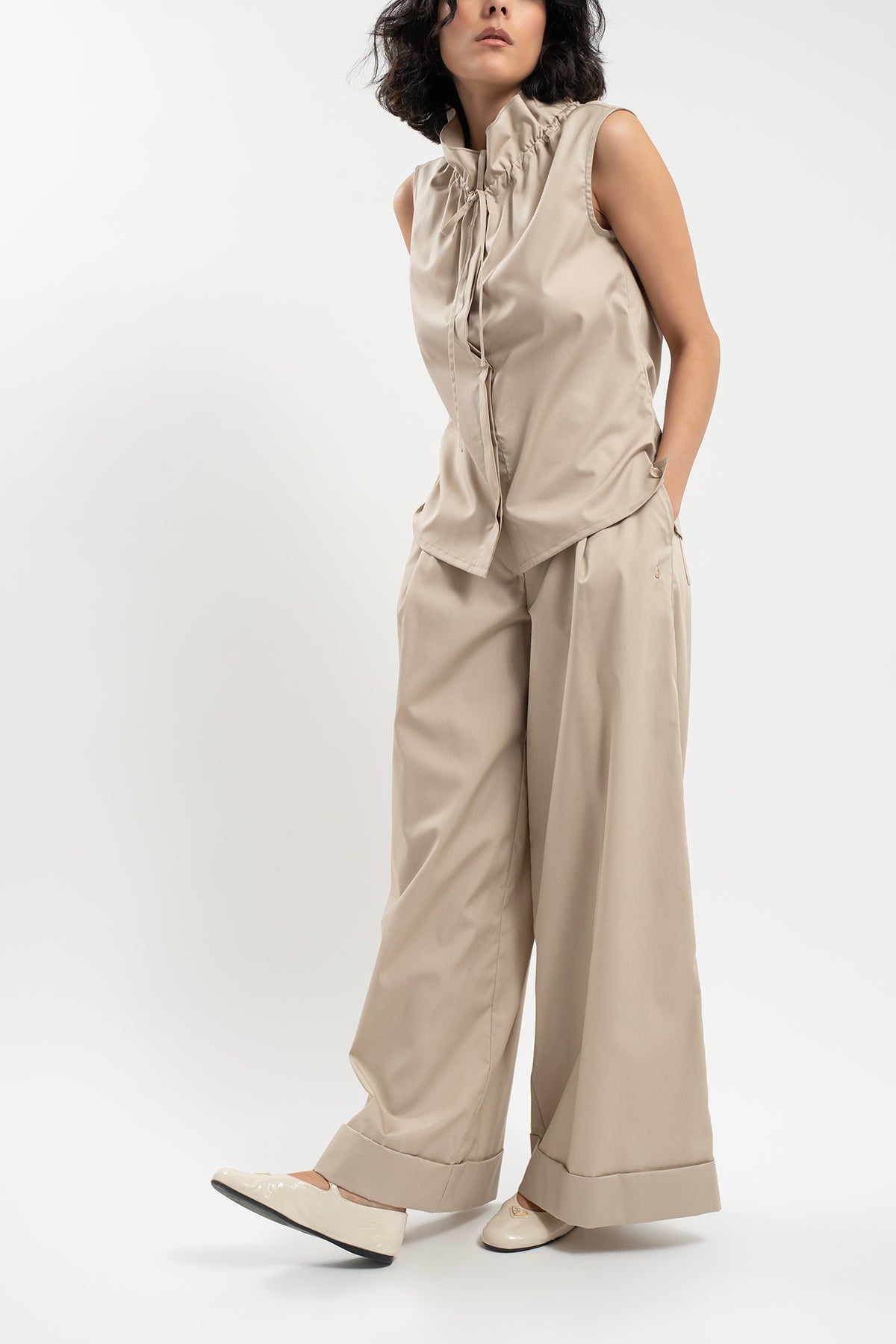 Color 37 - 2 - KARLOTTA_37_01.jpg