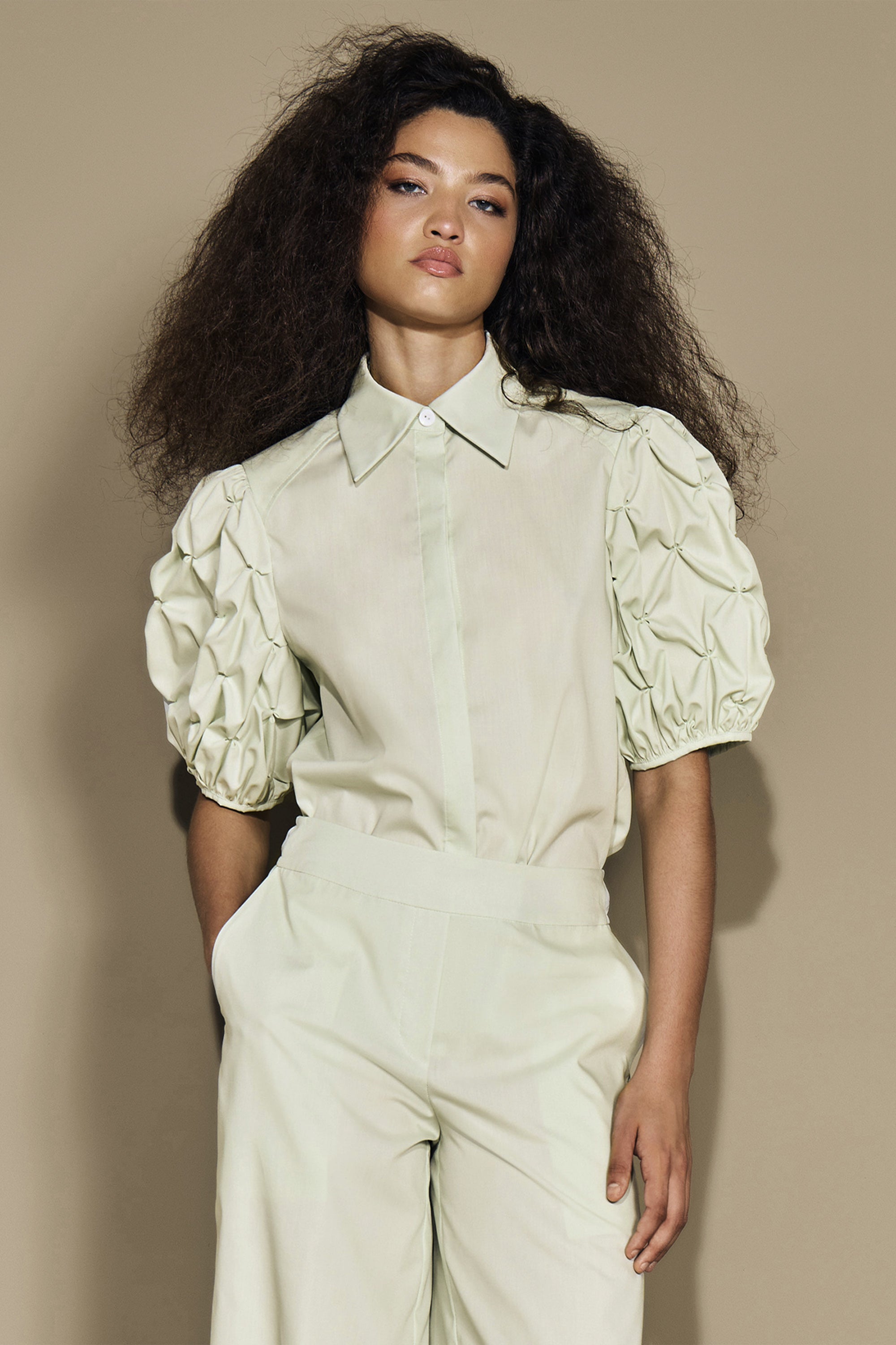 Color 46 - 2 - LALITA_46_01.jpg