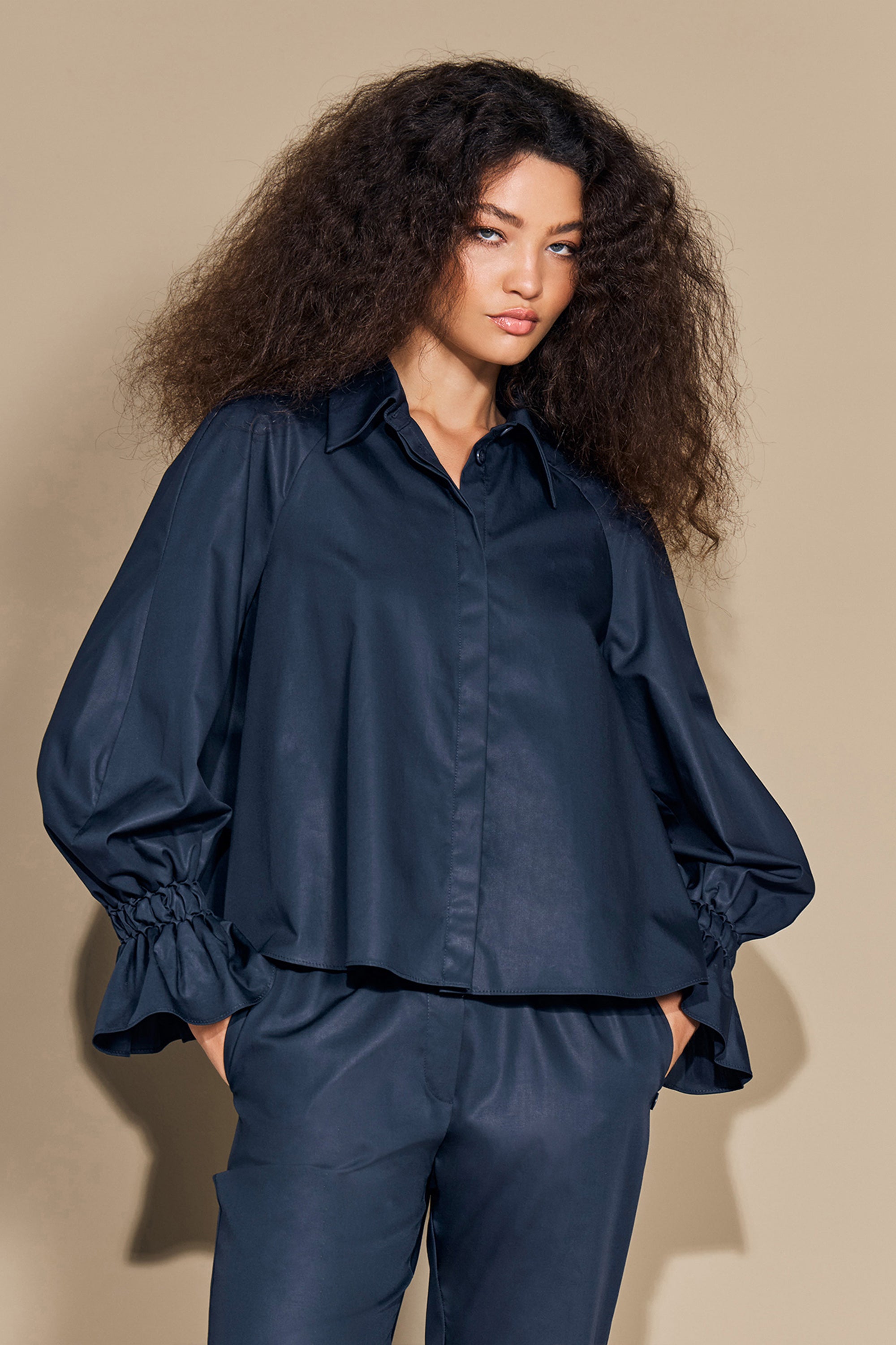 Color 26 - 2 - LEANA_26_01.jpg