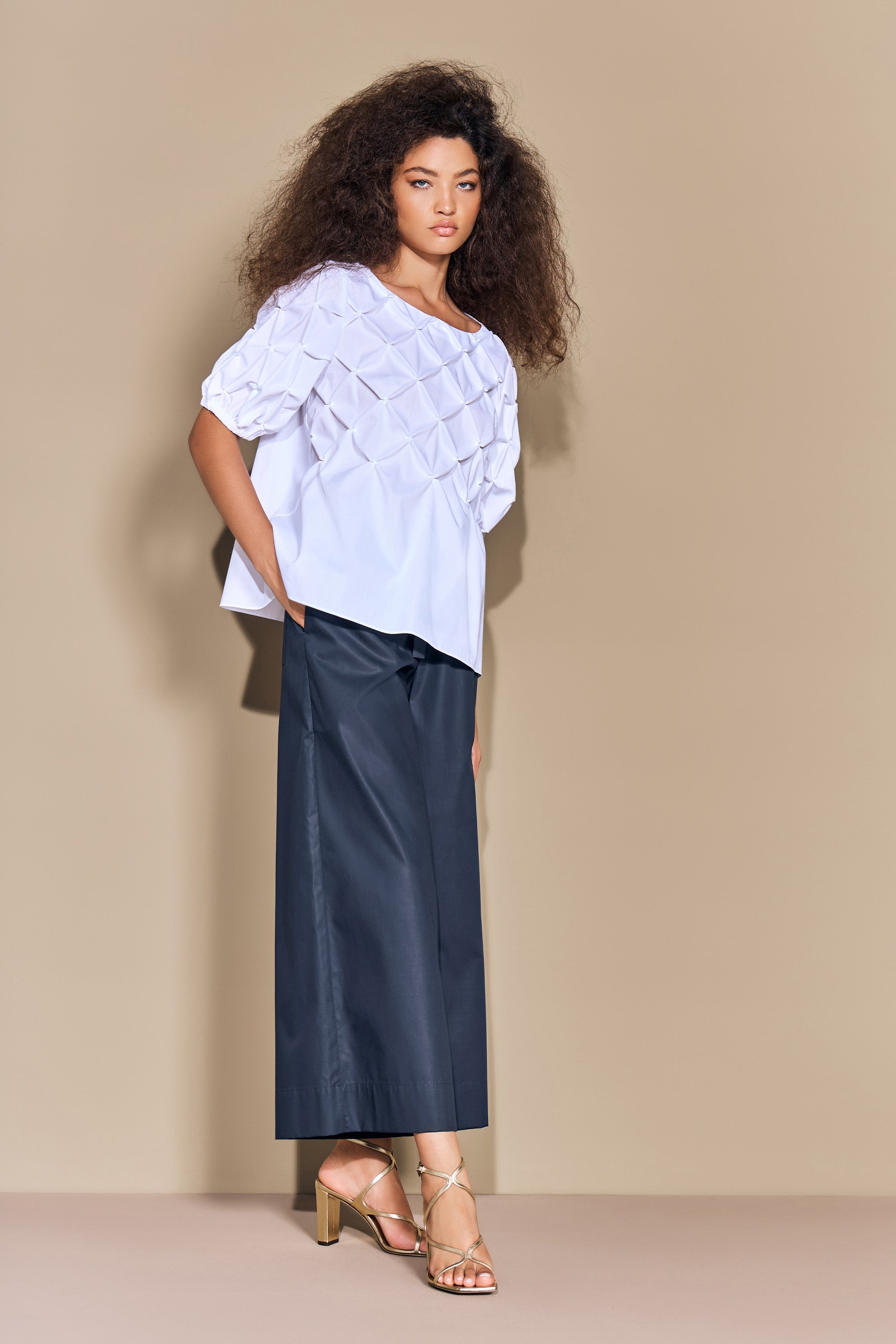 Color 80 - 2 - LILITH_80_02_10027_.jpg