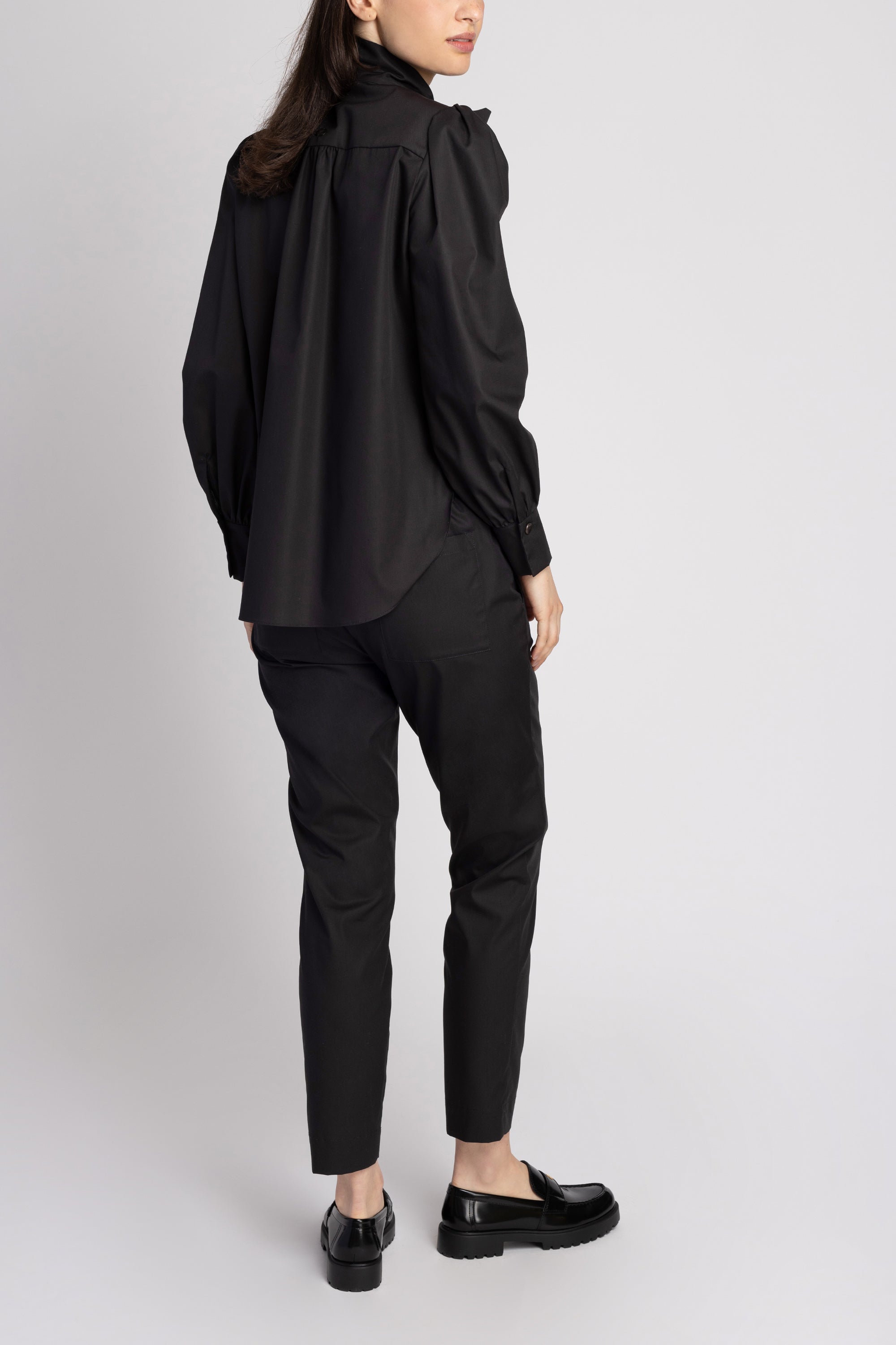 Color 01 - 3 - MALIA_01_02.jpg