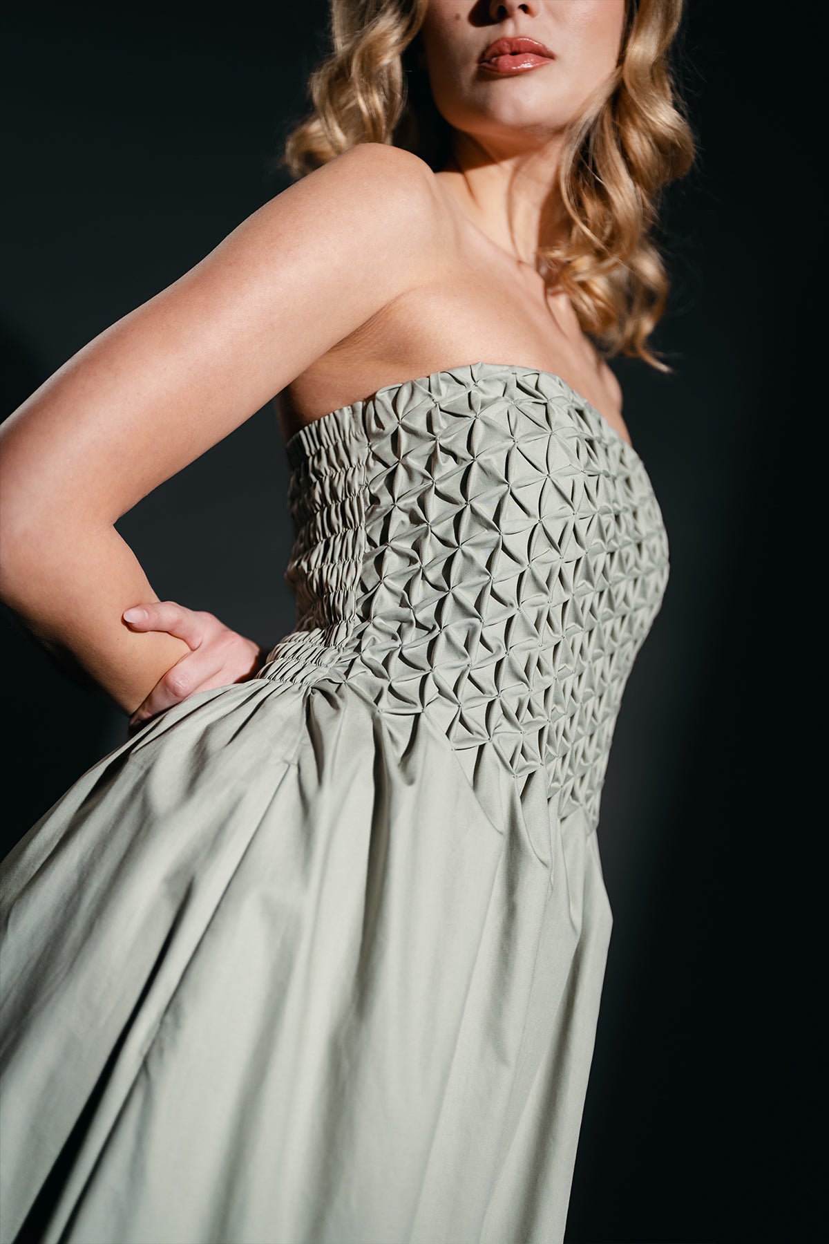 Color 50 - 5 - NIKA_50_03.jpg