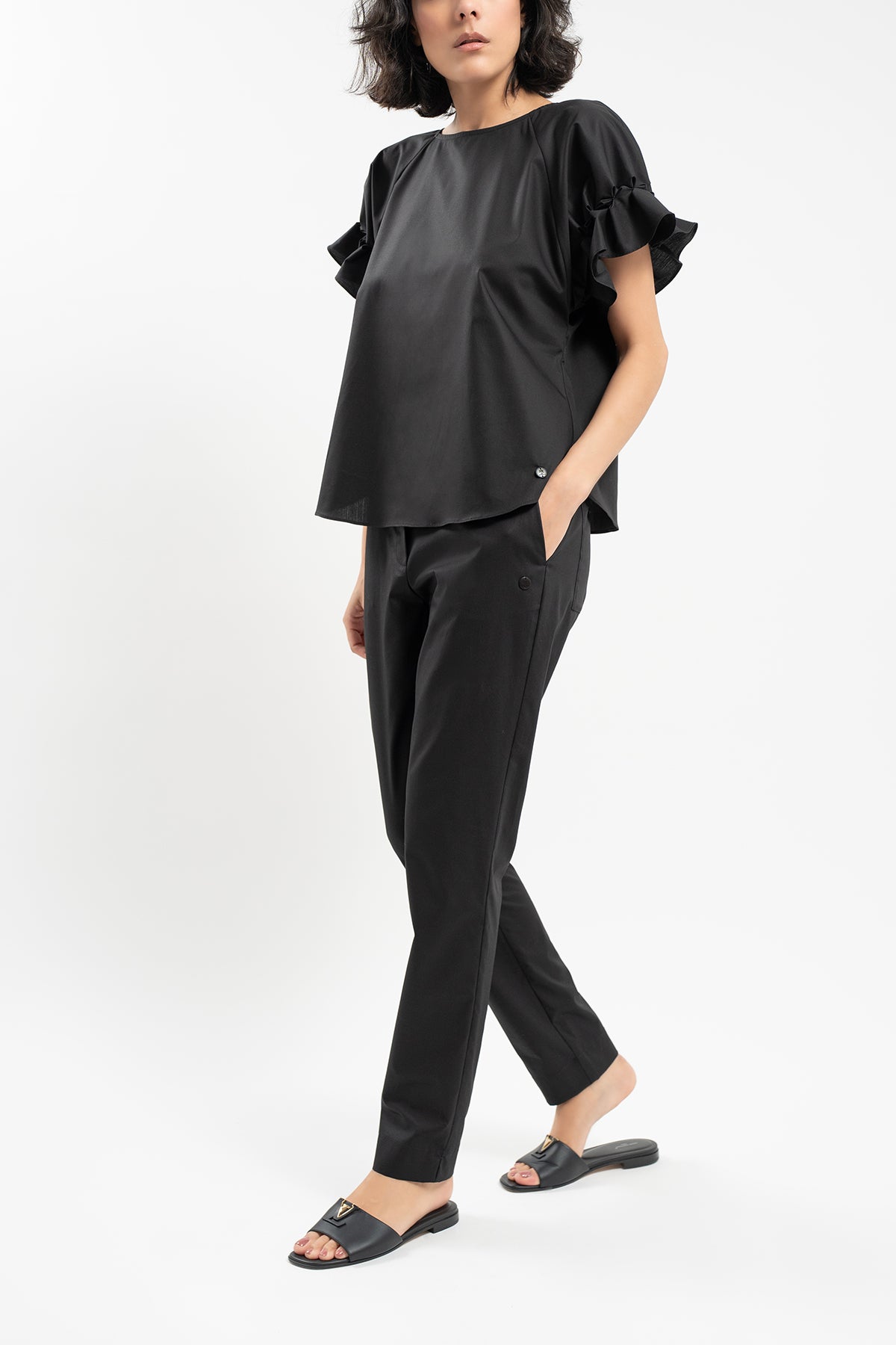 Color 01 - 3 - NISA_01_03.jpg