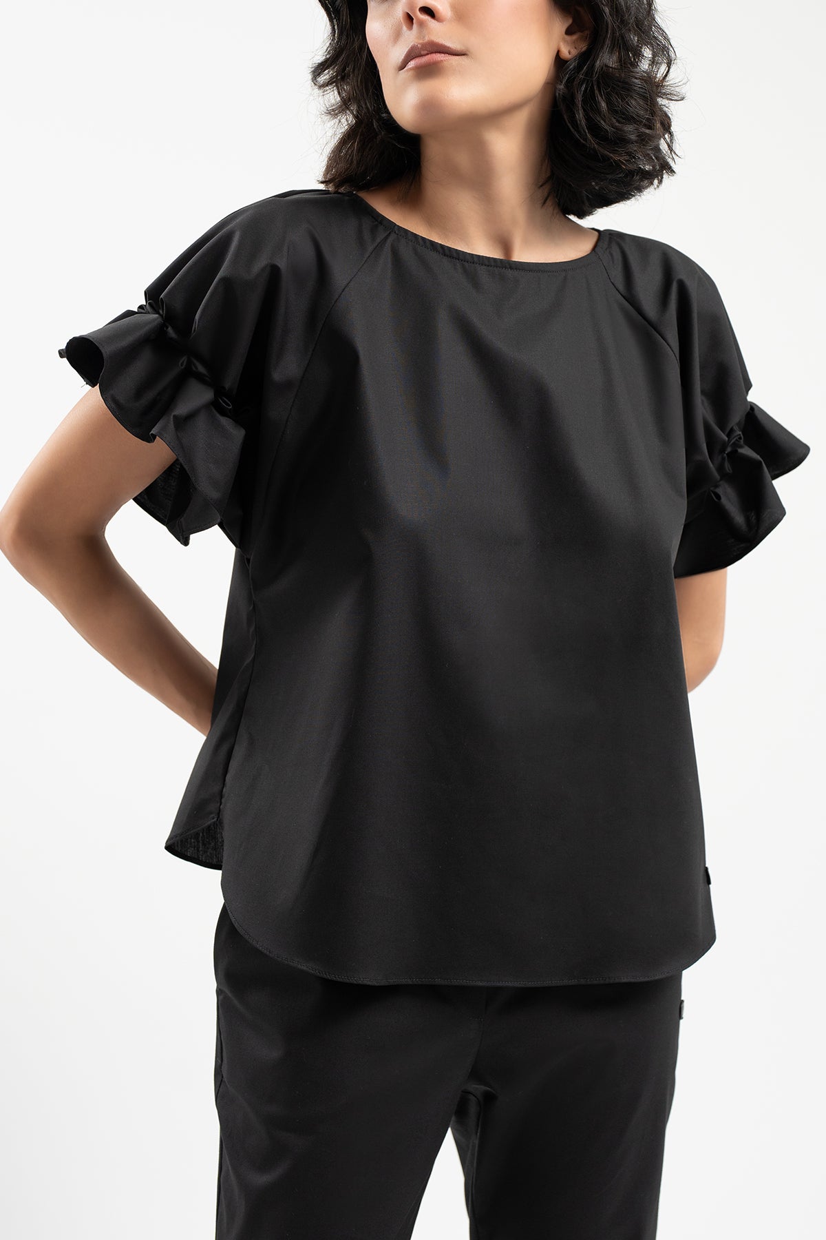 Color 01 - 4 - NISA_01_04.jpg