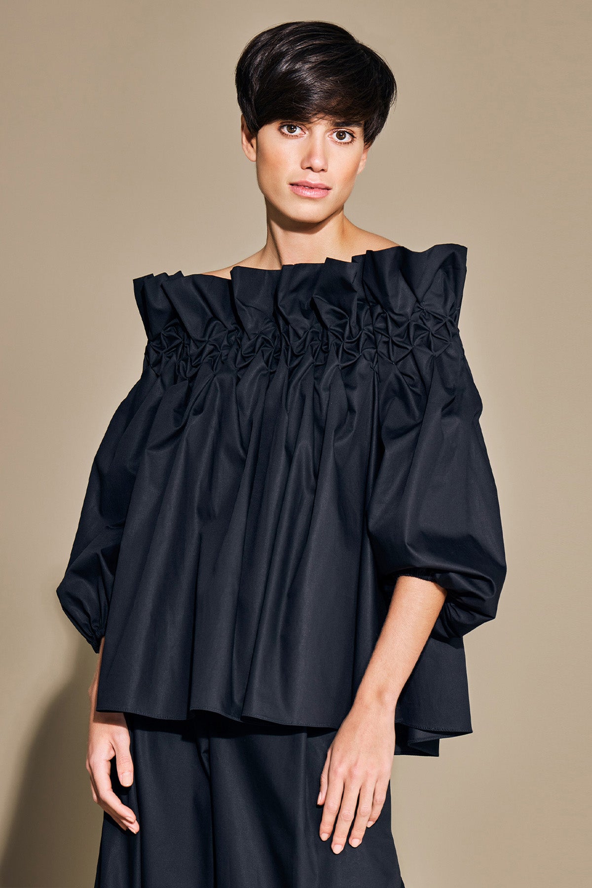 Color 01 - 2 - euphoria-01_01_10099.jpg